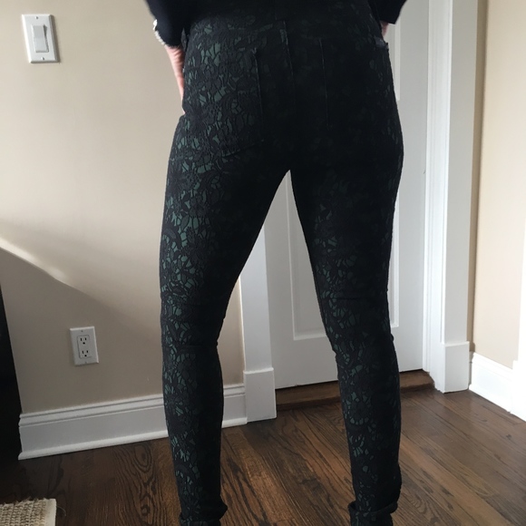 Lace skinny pants - Picture 3 of 3